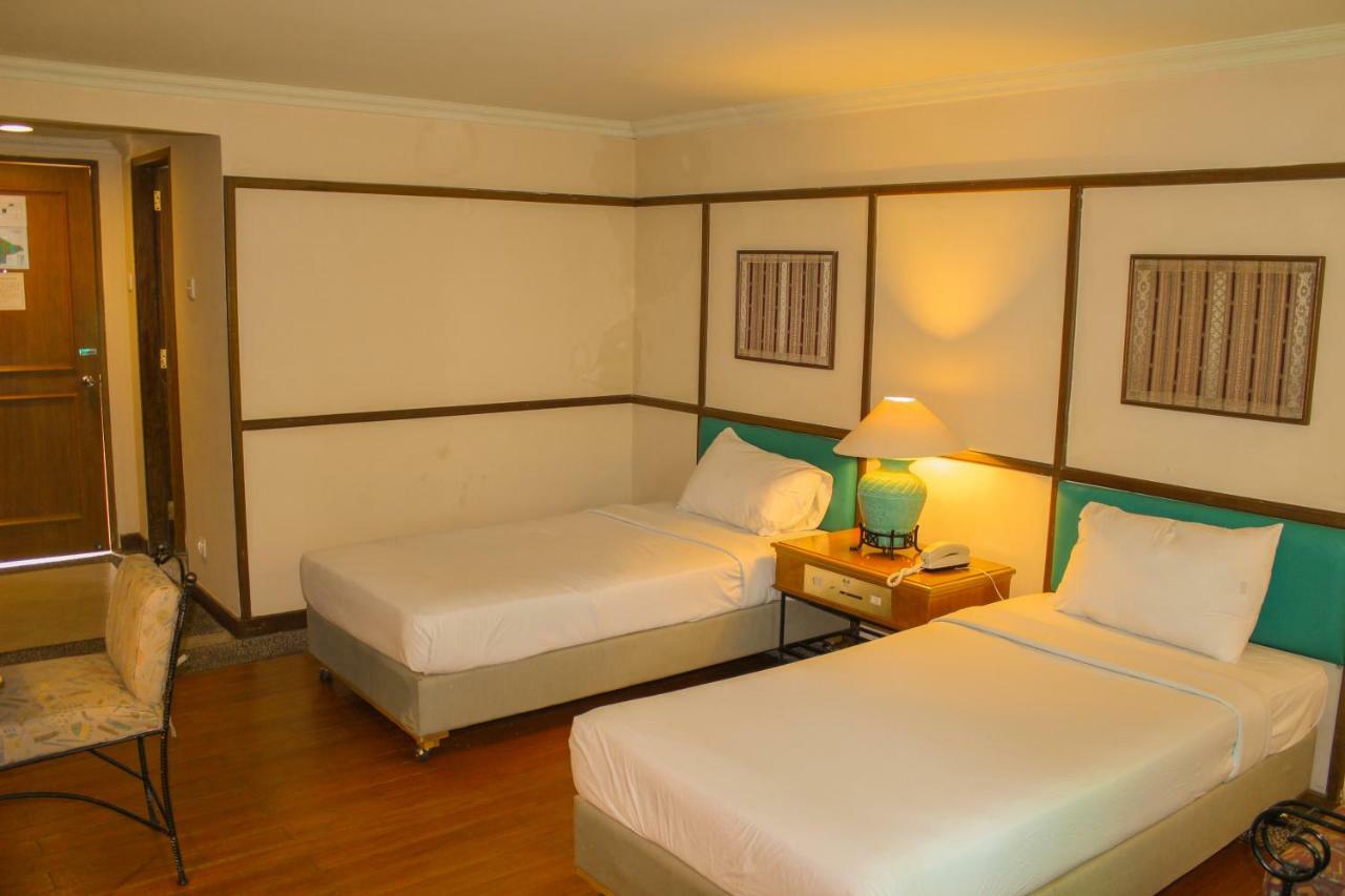 Parkside Nuansa Maninjau Resort Exterior foto